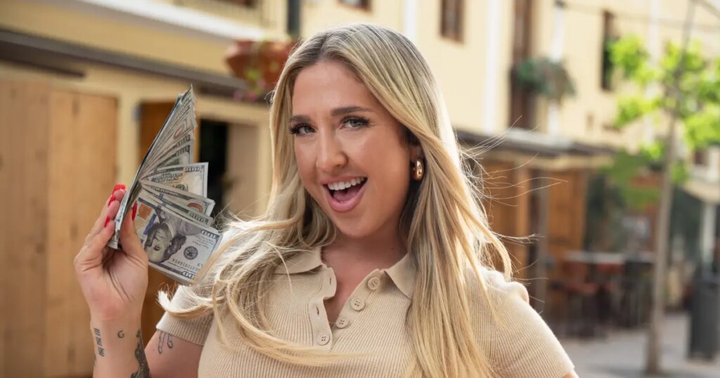 Kardashian Nanny Leah Barrs Slept With a Dad: Scandal Explained Kardashian Nanny Leah Barrs Slept With a Dad: Scandal Explained
